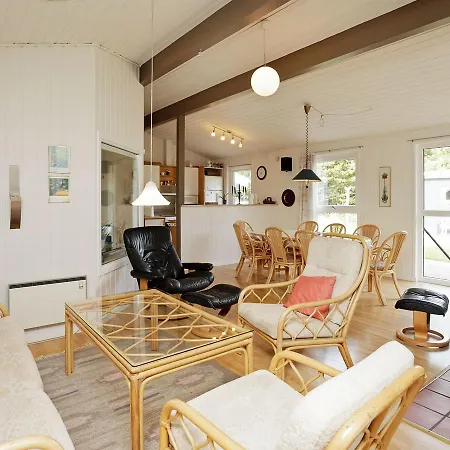 Σπίτι διακοπών Three-bedroom Holiday In 6 Thyholm